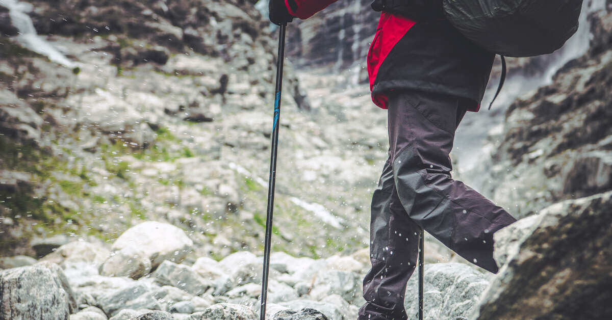 Hiking In The Rain – 35 Tips For A Successful Hike