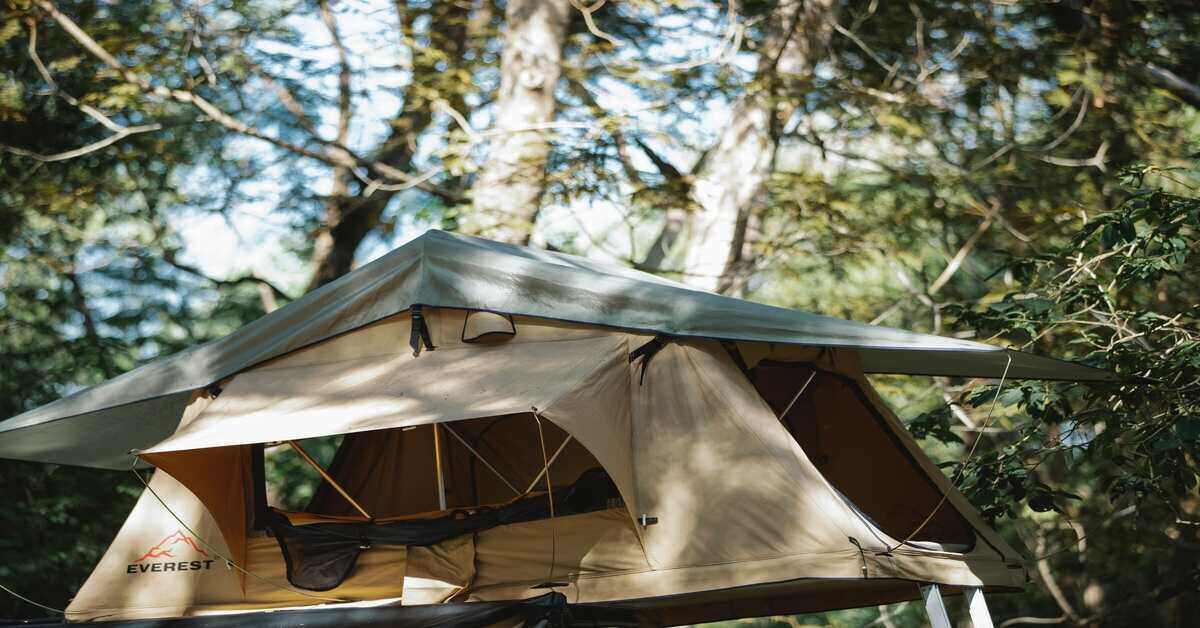 tent with camping tarp